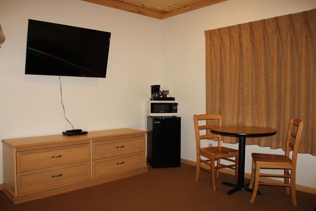 Superior Ridge Resort Motel Schroeder Eksteriør billede
