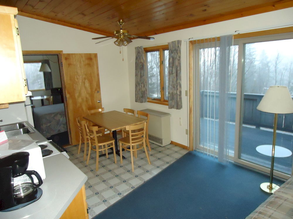 Superior Ridge Resort Motel Schroeder Eksteriør billede
