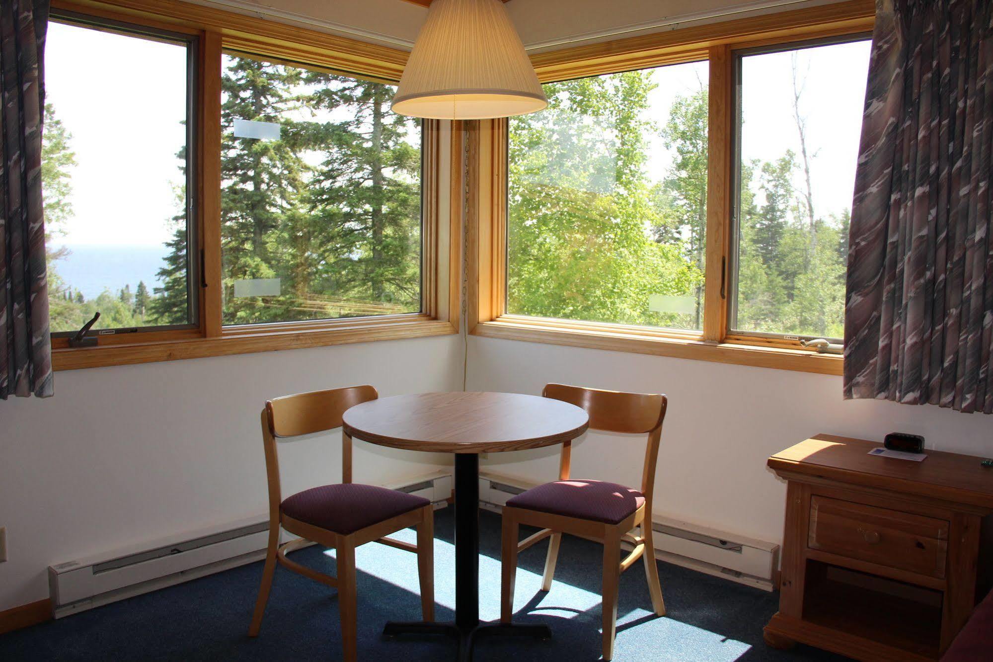 Superior Ridge Resort Motel Schroeder Eksteriør billede
