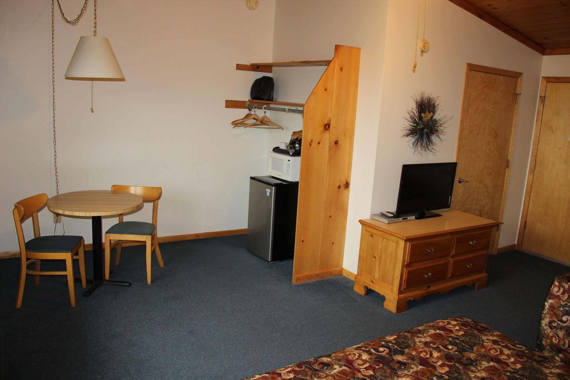 Superior Ridge Resort Motel Schroeder Eksteriør billede